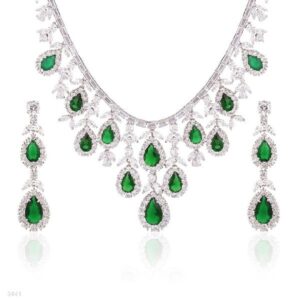 Magnificent Green Teardrop Jewelry Set – Rhodium Plated Silver Party Necklace & Earrings